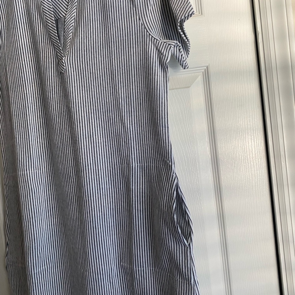 Isaac Mizrahi Live - Black and White Striped Dress NWOT - Picture 4 of 10